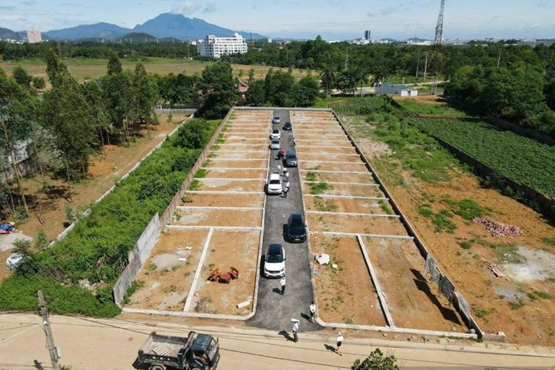 Đất tranh chấp có được tách thửa không?