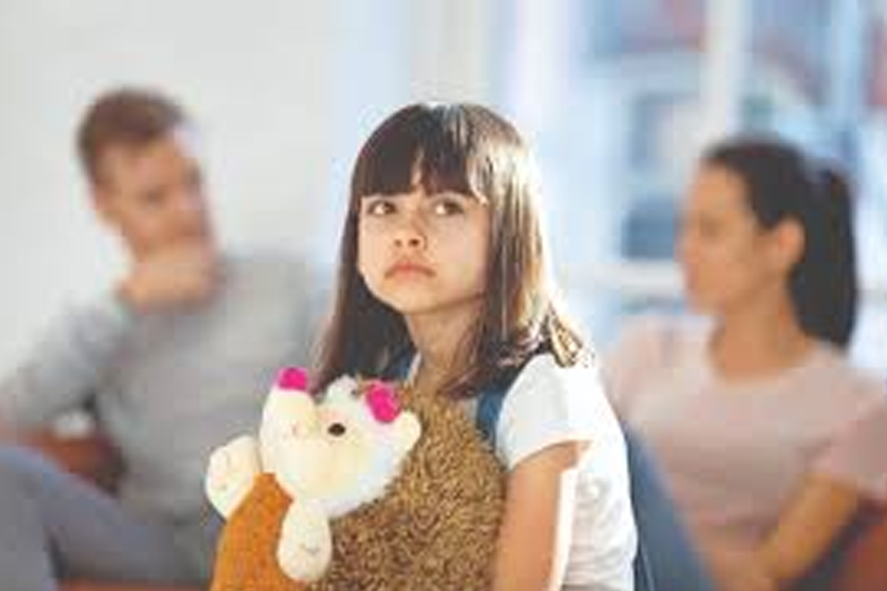 Ly Hôn Con Gái 4 Tuổi Ở Với Ai?