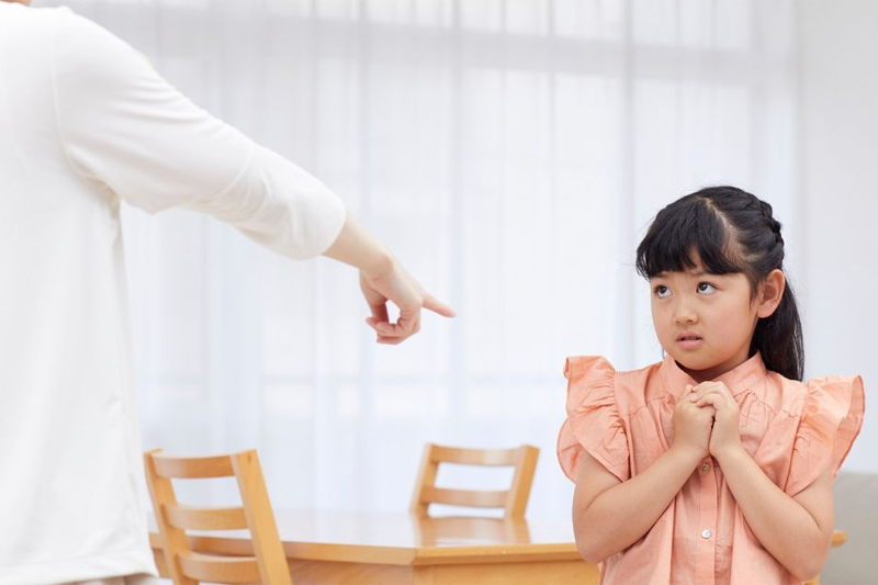 Ra Tòa Ai Có Quyền Nuôi Con?