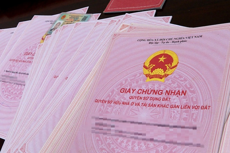 Ai Cấp Giấy Chứng Nhận Quyền Sử Dụng Đất Lần Đầu?