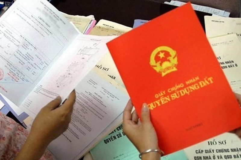 Sổ Đỏ Đứng Tên Bố Mẹ Có Vay Được Không?