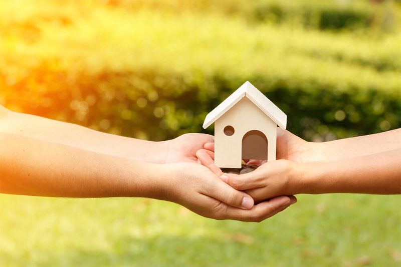 Cha Mẹ Bán Đất Có Cần Con Cái Ký Tên Không?